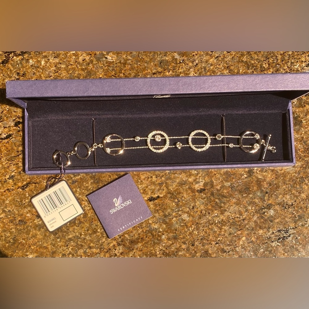 Swarovski bracelet! Beautiful & Glamorous